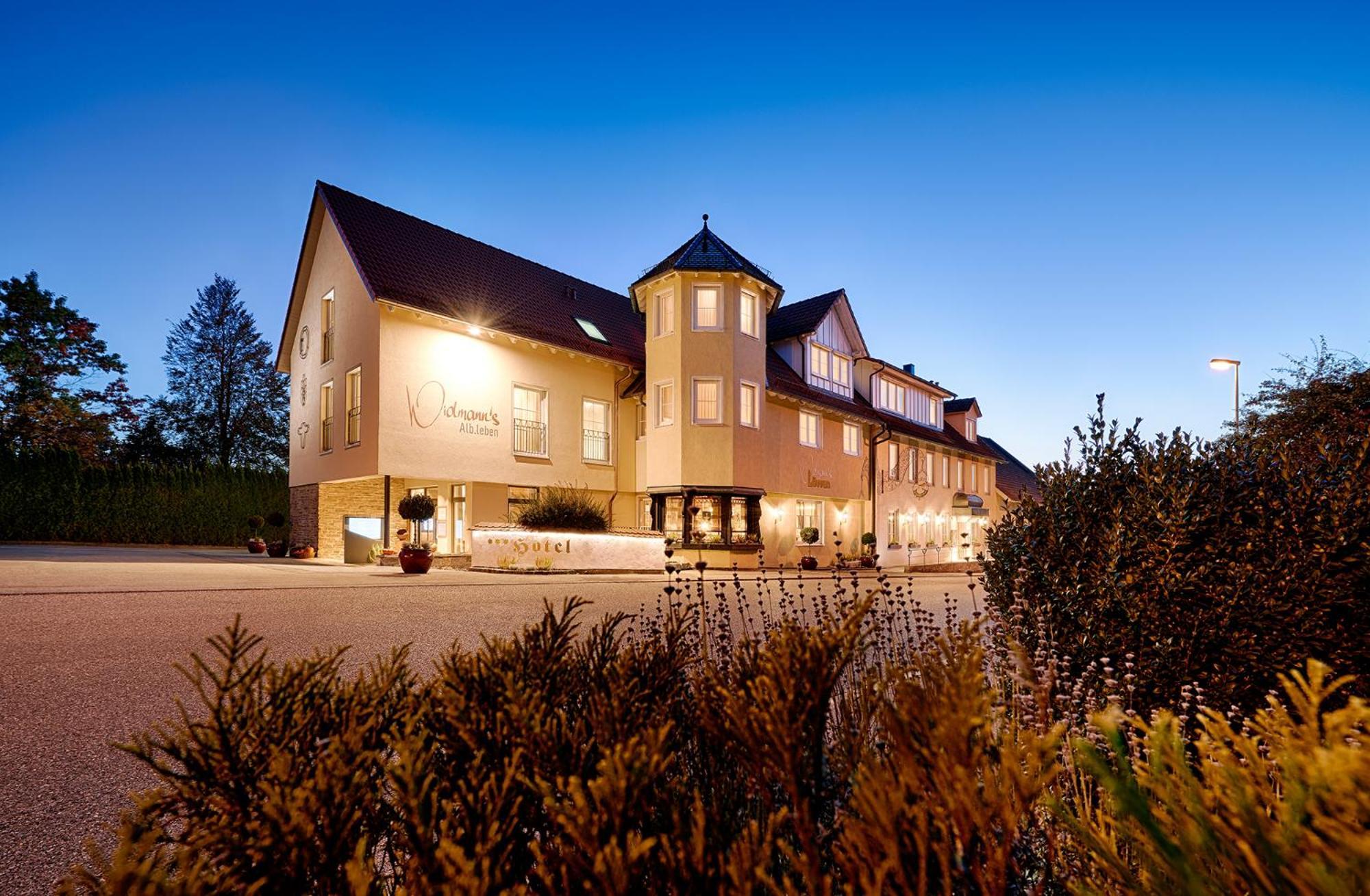 Widmann'S Loewen Hotel Konigsbronn Exterior photo